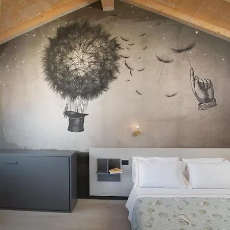 Theodore Rooms-2